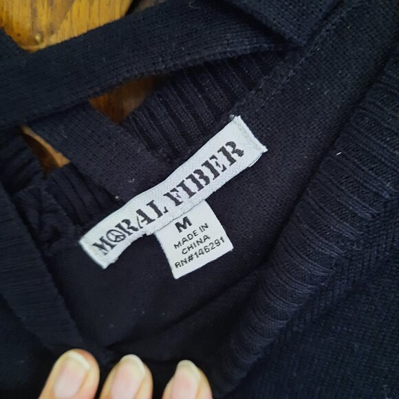 Moral Fiber Criss-Cross Tunic Knit Sweater Dress - Black, Size XS/Jr. M - Picture 8 of 13